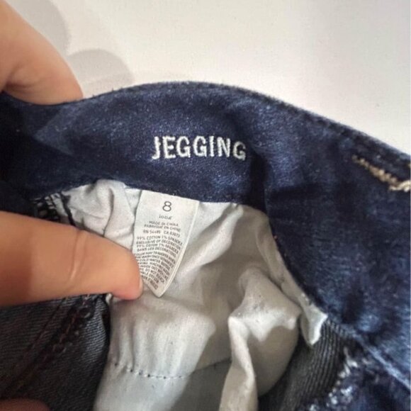 American Eagle super stretch jegging. Size 8. New condition. - Picture 7 of 9